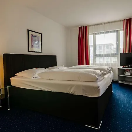 シティ フォーチュナ ホテル 4*