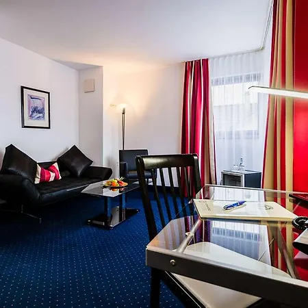 シティ フォーチュナ ホテル ロイトリンゲン